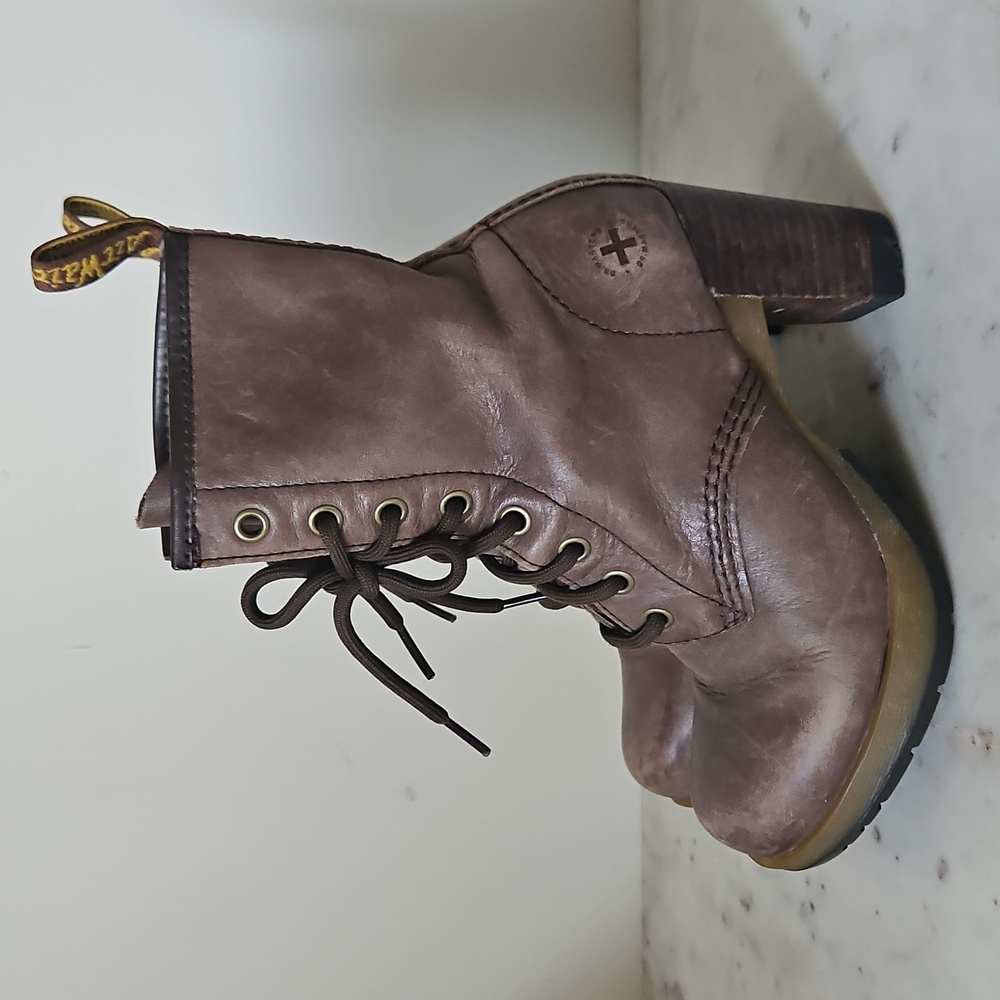 DR.MARTENS: HOST PICK! Rare Vintage Darcie Diva Block Heel Boots